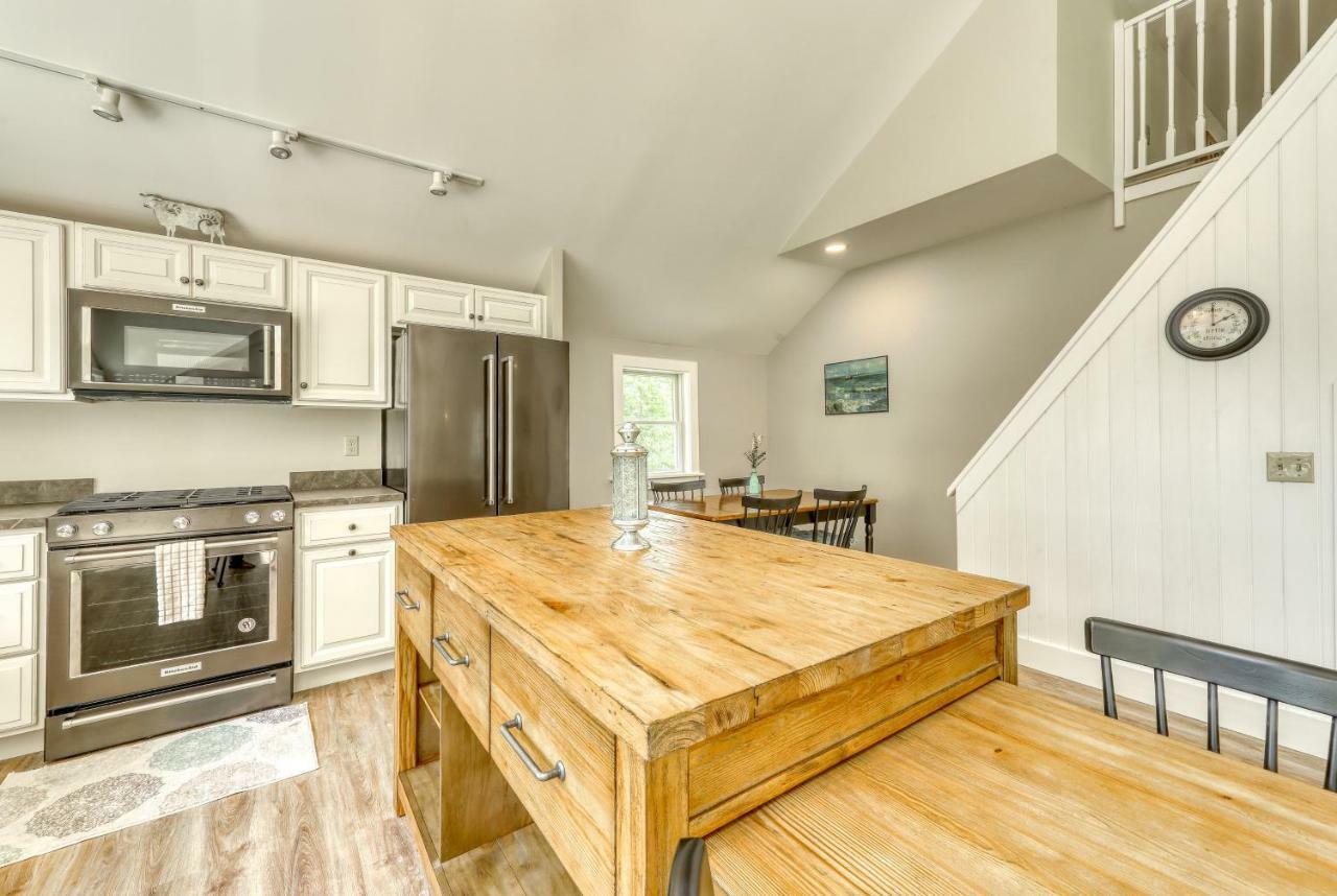 Hobby Hops Farmhouse Northport Exterior photo